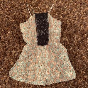 Daniel Rain sleeveless romper size small